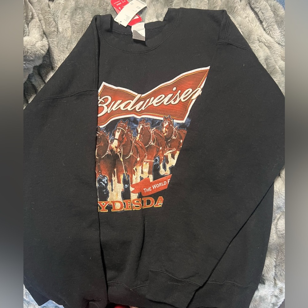 Junk Food crew neck NWT